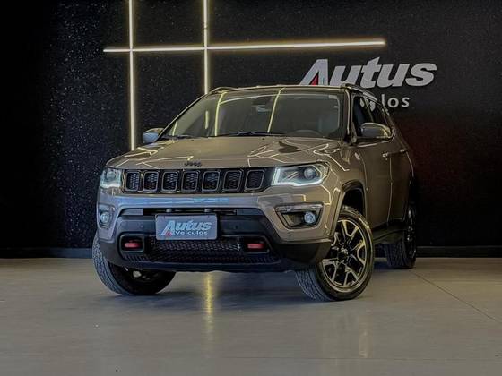 JEEP COMPASS 2.0 16V DIESEL TRAILHAWK 4X4 AUTOMÁTICO JEEP COMPASS 2.0 16V DIESEL TRAILHAWK 4X4 AUTOMÁTICO